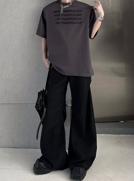 グラフィックモノクロームTシャツ