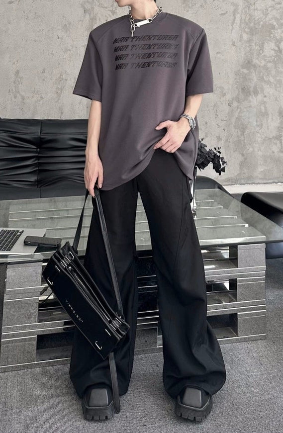 グラフィックモノクロームTシャツ