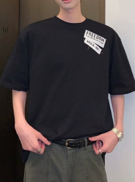 コリアンストリートパッチTシャツ