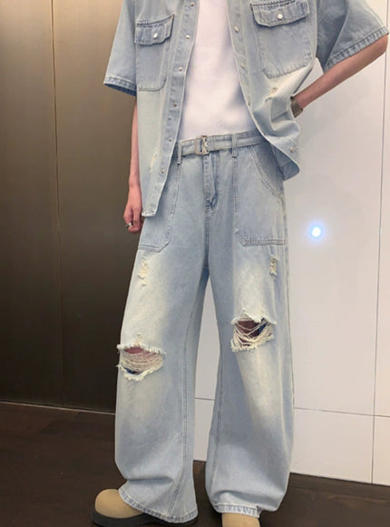 ライトブルーデニムパンツ