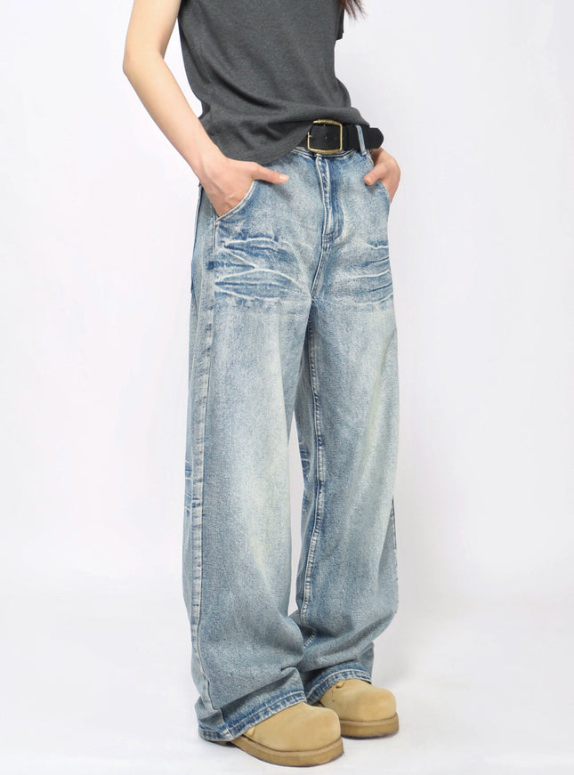 ライトブルーストレートデニム