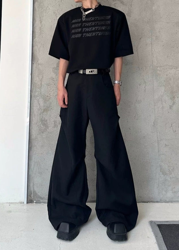 グラフィックモノクロームTシャツ