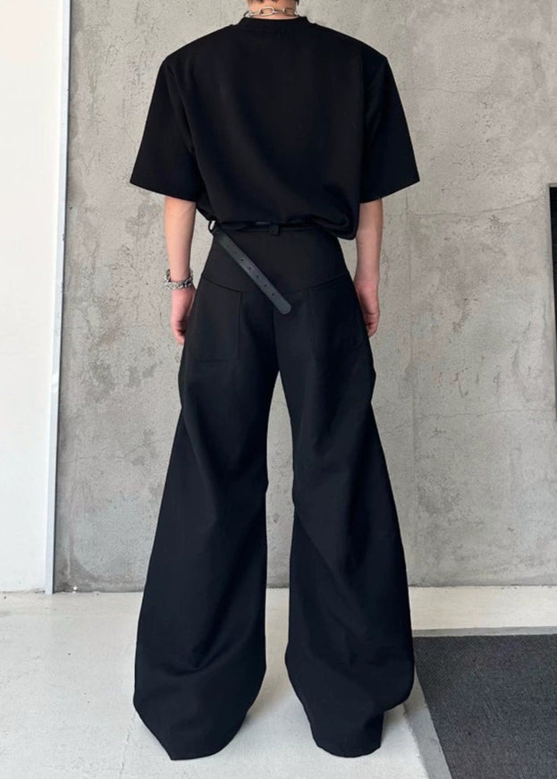グラフィックモノクロームTシャツ