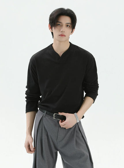 シンプルカジュアルトップス