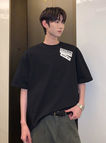 コリアンストリートパッチTシャツ