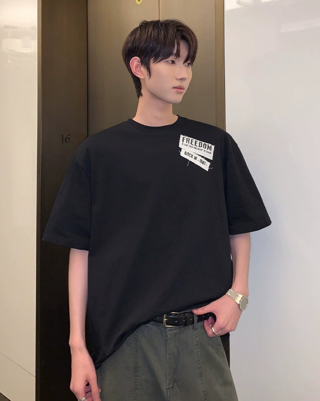 コリアンストリートパッチTシャツ