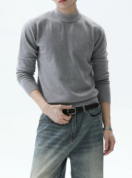 スリムタートルネックニット