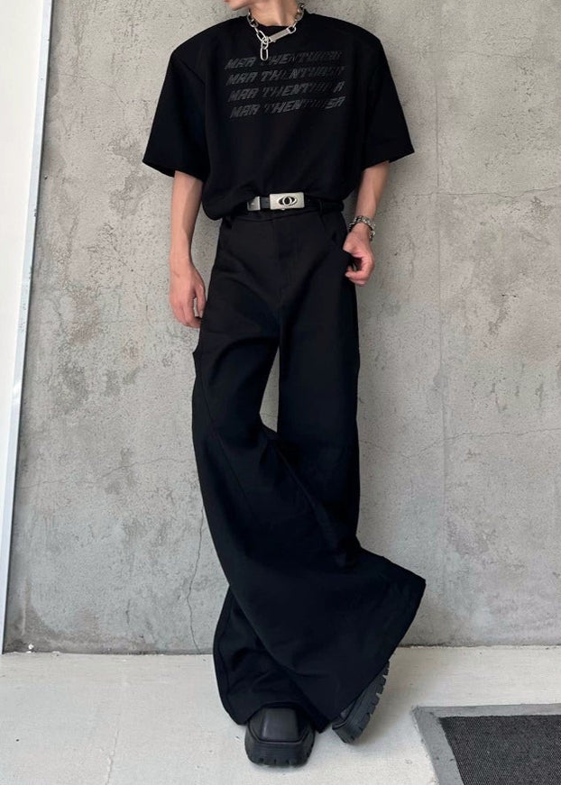 グラフィックモノクロームTシャツ