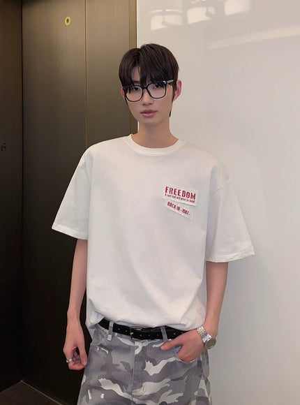 コリアンストリートパッチTシャツ