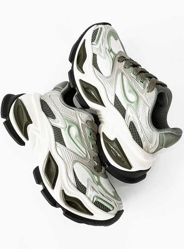 ランニングスタイルスニーカー