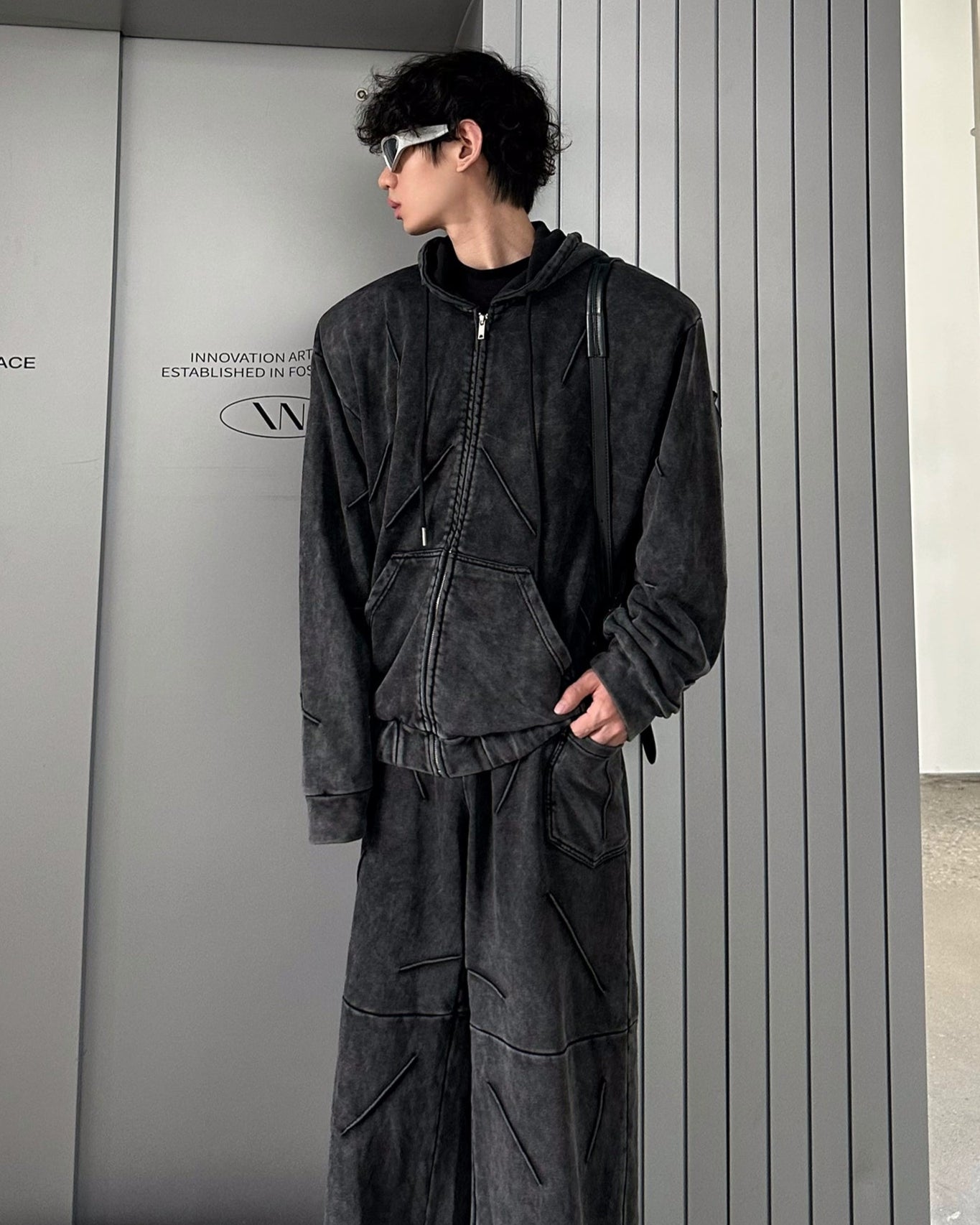 VEATM セットアップ グレー 上下Lサイズ オンライン完売商品 VEATM セットアップ グレー 上下Lサイズ オンライン完売商品