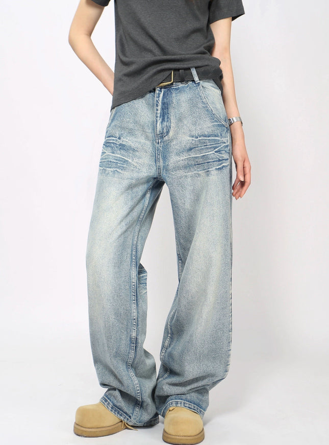 ライトブルーストレートデニム