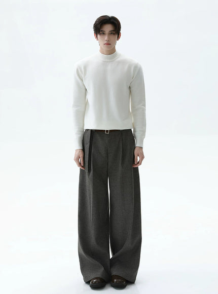 スリムタートルネックニット